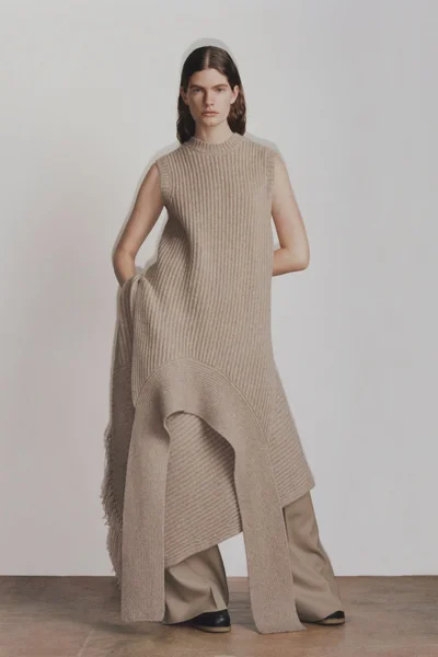Look 18